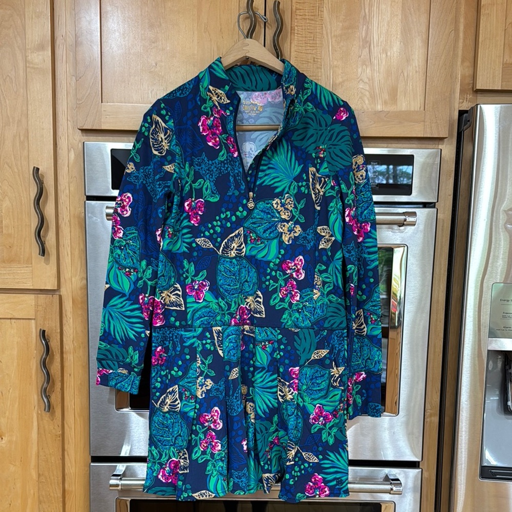 Lily Pulitzer Luxletic Tennis Style Dress with boy shorts Size med. Never worn.